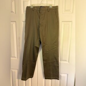 Men’s 34x32 Docker pants